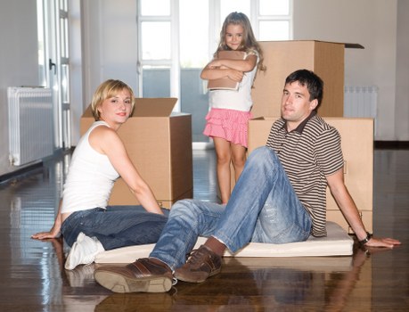 Truck loading for furniture and boxes in Colindale